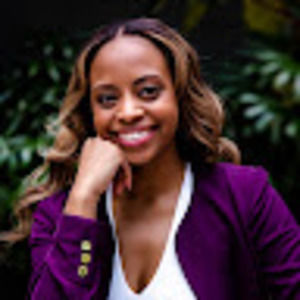 Meet your Posher, Angella